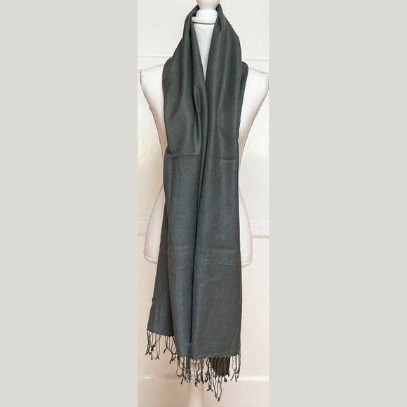 Echo Gray Pashmina 50% Cashmere, 50% Silk  Never Worn Condition - Picture 2 of 5